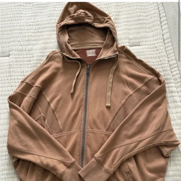 FP Movement Embroidered Logo Zip Up. Size Small - Picture 6 of 9